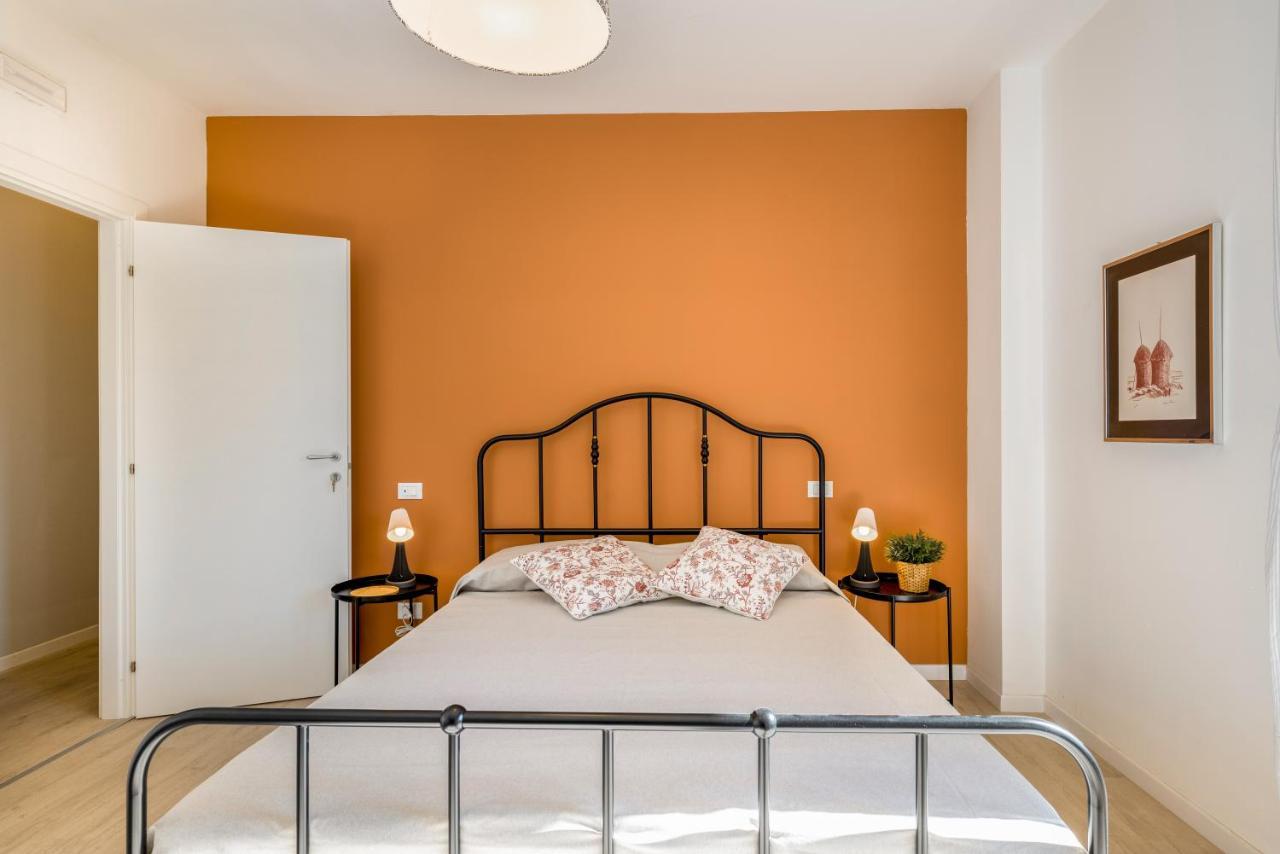 Family & Friends Rooms With Shared Bathroom Pádua Exterior foto