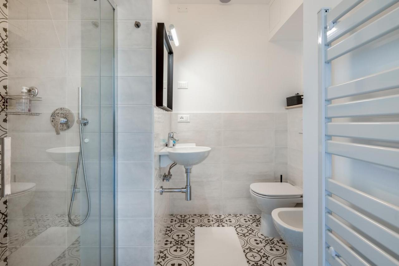 Family & Friends Rooms With Shared Bathroom Pádua Exterior foto