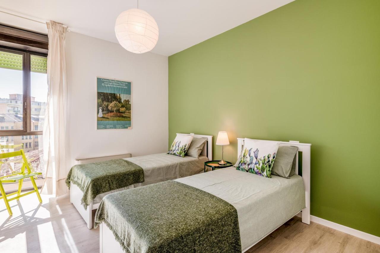 Family & Friends Rooms With Shared Bathroom Pádua Exterior foto