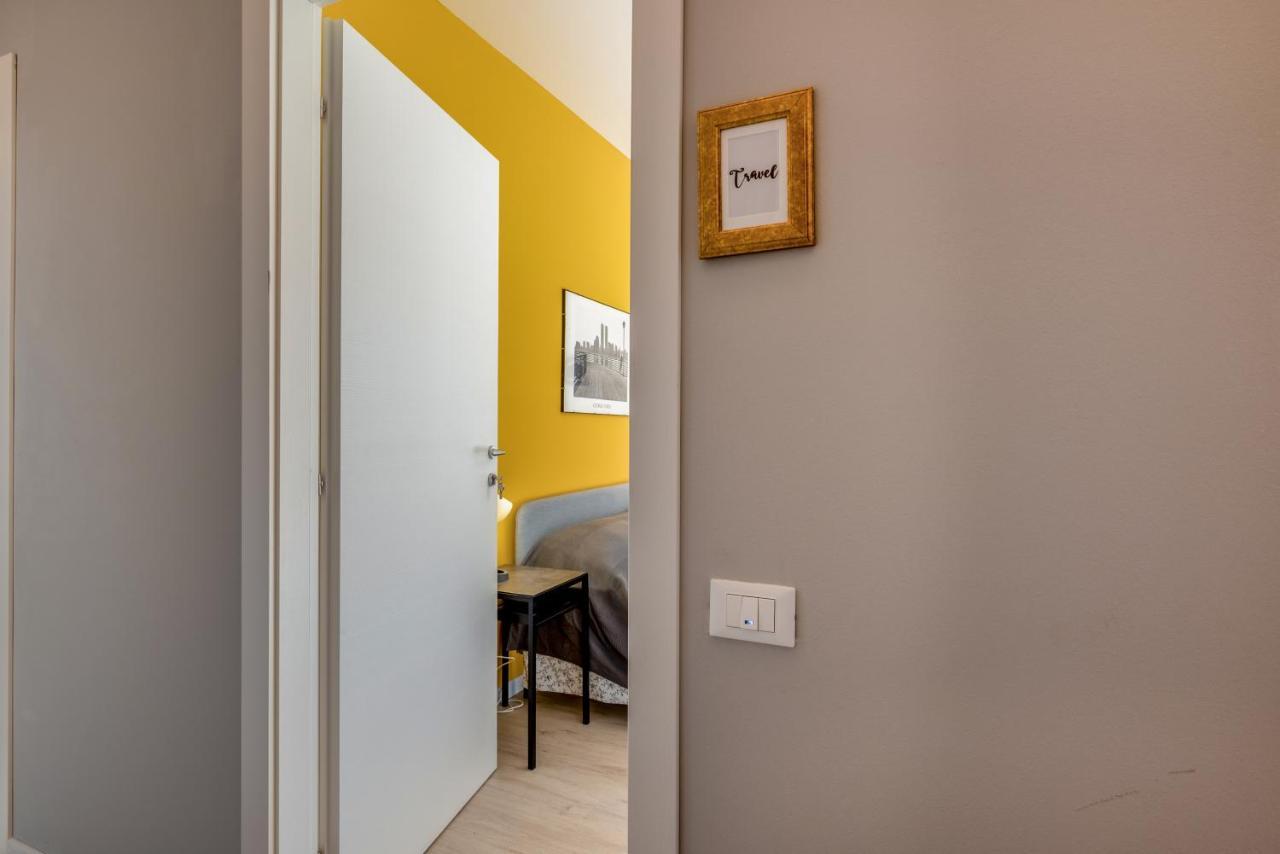 Family & Friends Rooms With Shared Bathroom Pádua Exterior foto